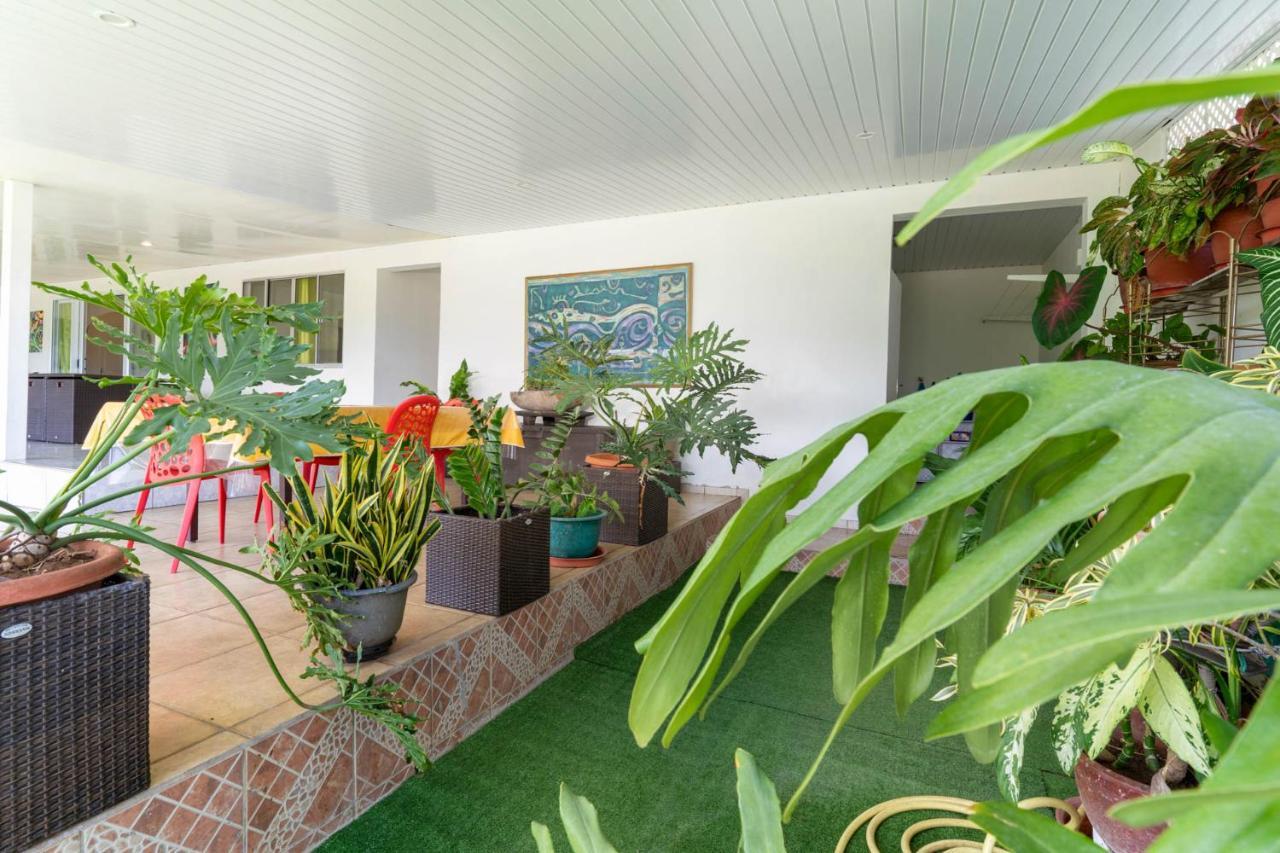 Nunaatini Lodge Faaa Ngoại thất bức ảnh