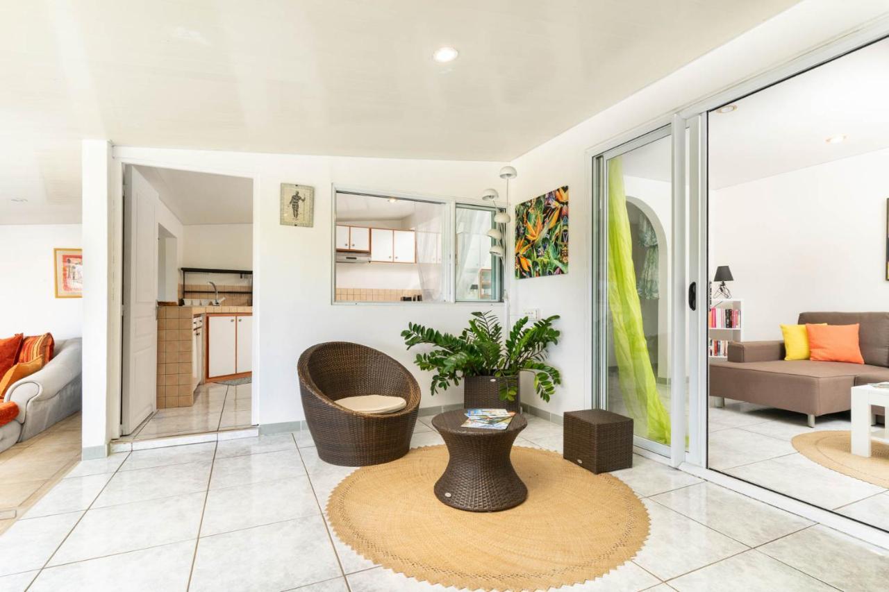 Nunaatini Lodge Faaa Ngoại thất bức ảnh
