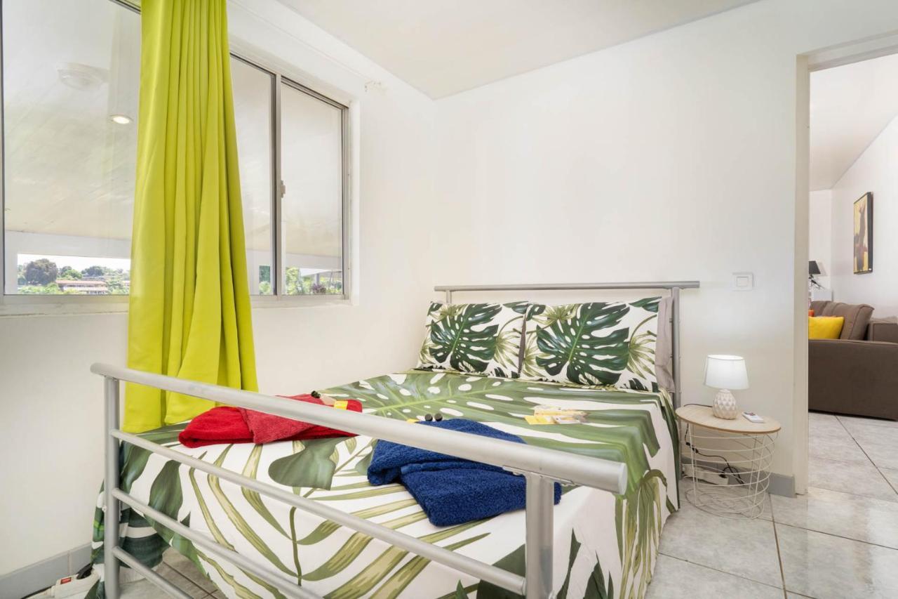 Nunaatini Lodge Faaa Ngoại thất bức ảnh